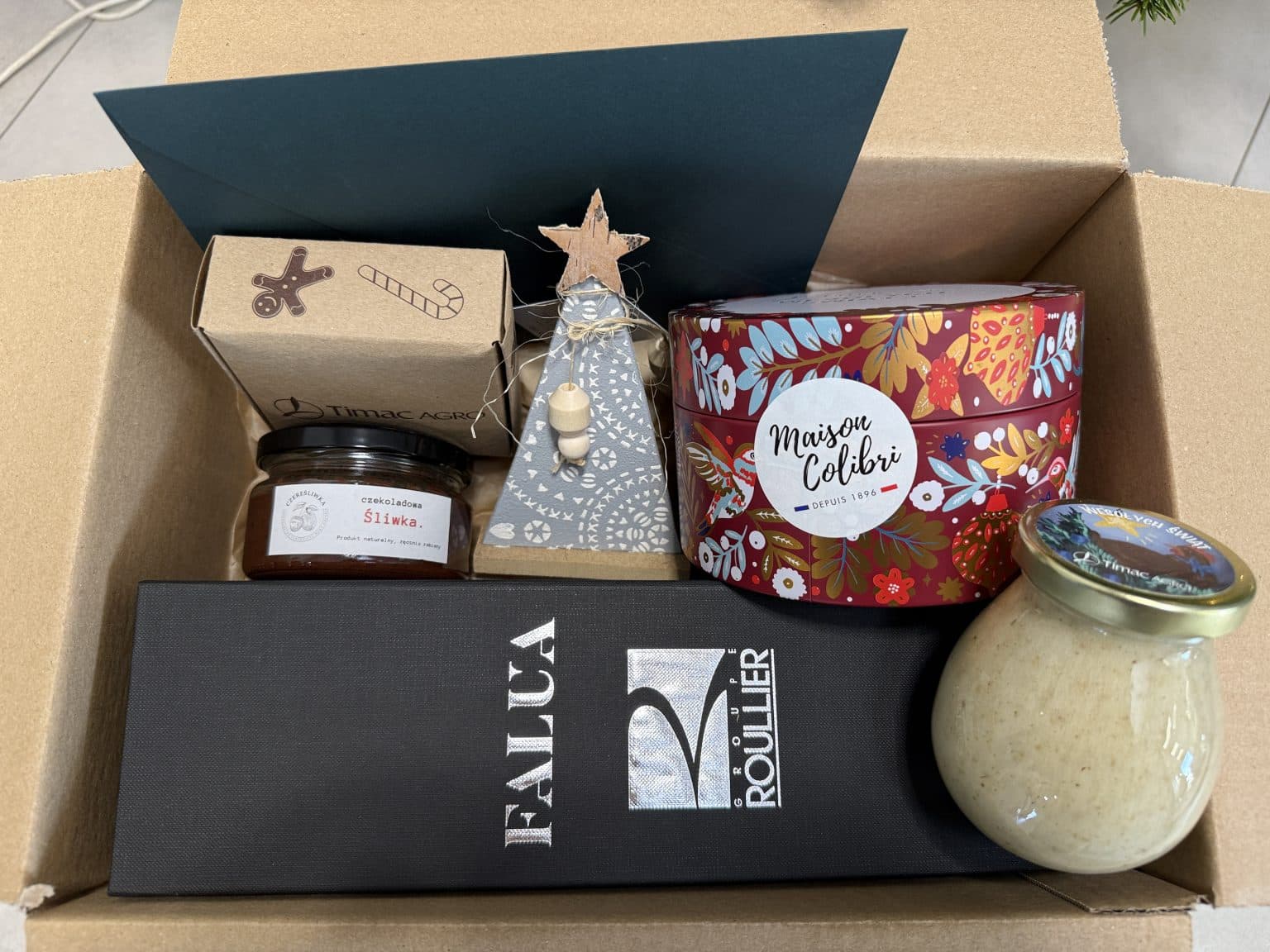 prezent swiateczny dla pracownikow